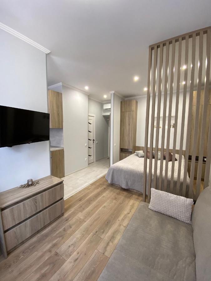 Homelike Apartment Lviv Buitenkant foto